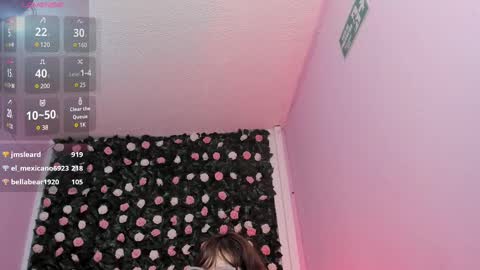 Snapshot of flower_dulce chatting on February 22, 5:35 pm Dulce online show from February 22, 5:35 pm