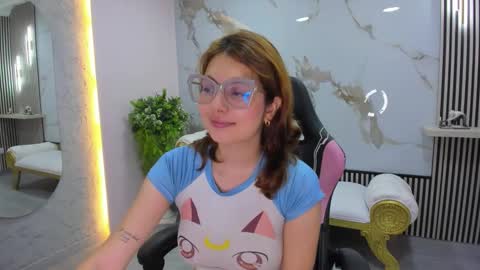 Snapshot of flower_dulce chatting on September 15, 10:39 am Dulce online show from September 15, 10:39 am