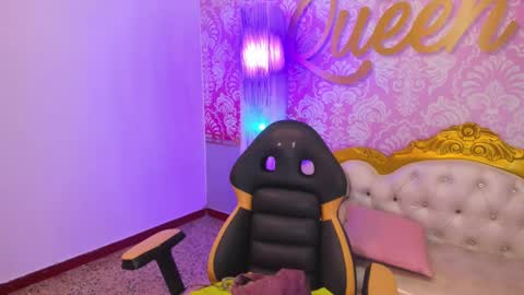Snapshot of flower_dulce chatting on March 10, 10:50 am Dulce online show from March 10, 10:50 am
