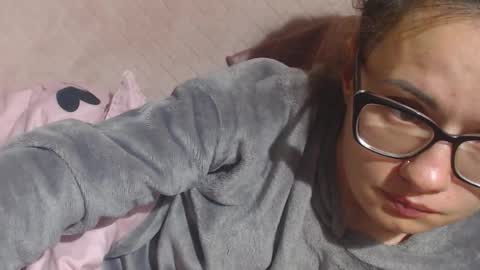 say meow and send tip  online show from November 18, 1:08 am