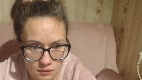 say meow and send tip  online show from October 26, 8:41 pm