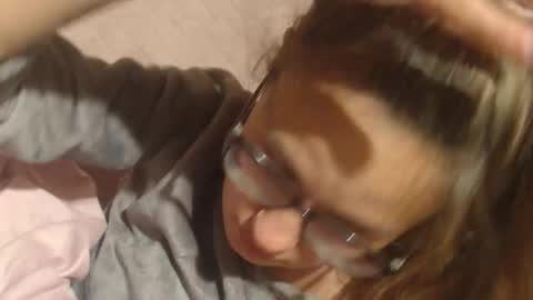 say meow and send tip  online show from October 1, 10:58 am