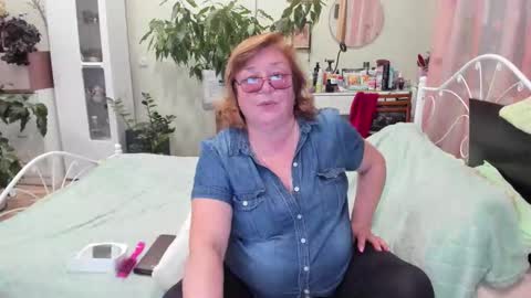 Flowerlower online show from October 5, 7:21 pm