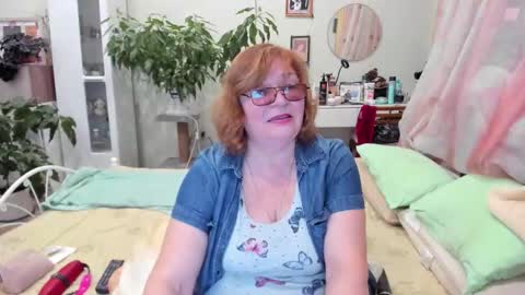 Flowerlower online show from October 25, 3:23 pm