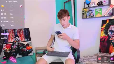 flowers109 online show from February 8, 11:19 pm