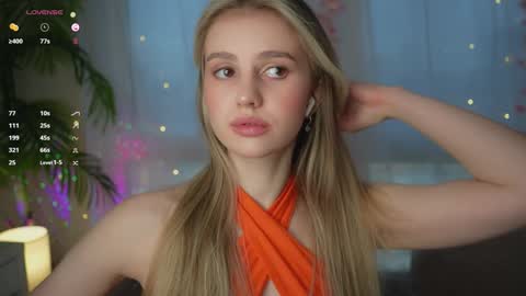 Snapshot of fluffy_angel chatting on January 28, 8:04 am Adeline online show from January 28, 8:04 am