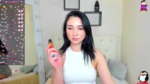 Snapshot of flufyfoxx chatting on March 11, 2:42 am Lina online show from March 11, 2:42 am