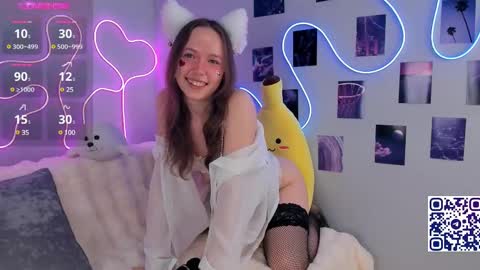 Polly online show from March 6, 1:27 am