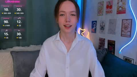 Polly online show from February 3, 9:29 pm