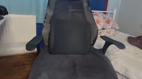 FlyDirty online show from October 24, 9:43 am