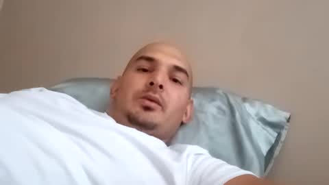 Snapshot of fn389 chatting on February 25, 9:15 pm Frank online show from February 25, 9:15 pm