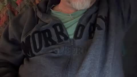 fnkywht60smthng_ online show from February 3, 6:22 am