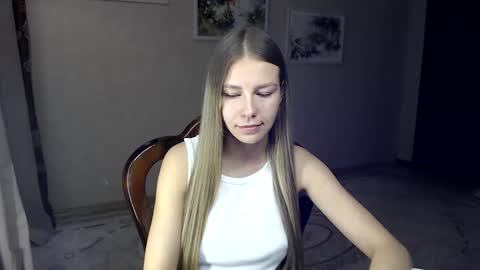 Molli  Ready for any play with you. Hottest show in pvt  Help a student earn big tokens  online show from October 1, 8:19 pm