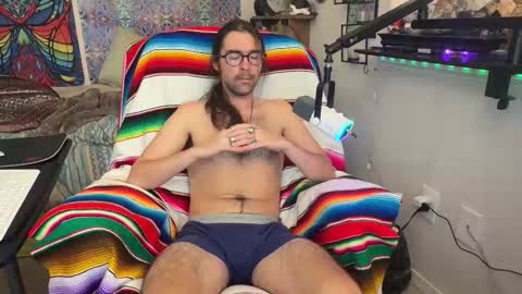 Chris online show from October 24, 9:10 am