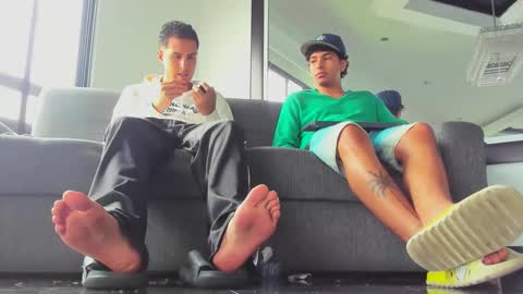 Snapshot of foot_master777 chatting on February 25, 4:14 pm foot_master777 online show from February 25, 4:14 pm