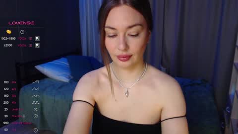 Snapshot of foreversmileme chatting on February 16, 2:31 am Julia online show from February 16, 2:31 am