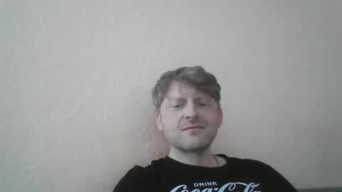 forgotten_lover online show from April 24, 8:38 am