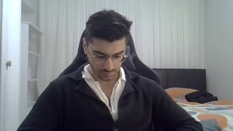 fortiori8 online show from April 13, 9:41 pm