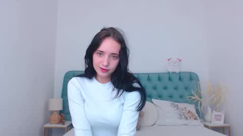 Laura online show from October 9, 8:09 am