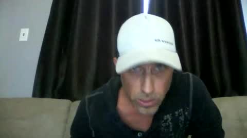 fouraide42 online show from February 14, 7:38 pm