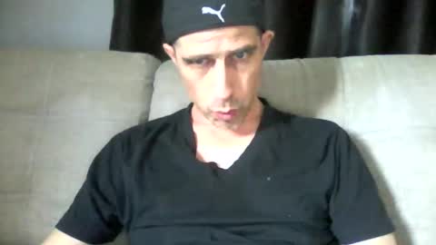 Snapshot of fouraide42 chatting on February 27, 2:32 pm fouraide42 online show from February 27, 2:32 pm