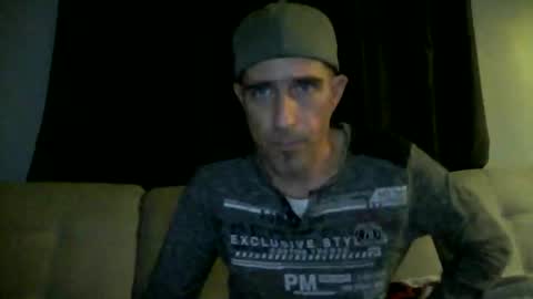 fouraide42 online show from April 17, 12:24 am