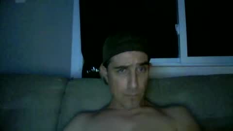 Snapshot of fouraide42 chatting on January 3, 1:48 am fouraide42 online show from January 3, 1:48 am