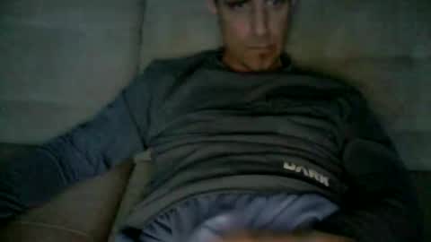 Snapshot of fouraide42 chatting on March 10, 9:01 am fouraide42 online show from March 10, 9:01 am