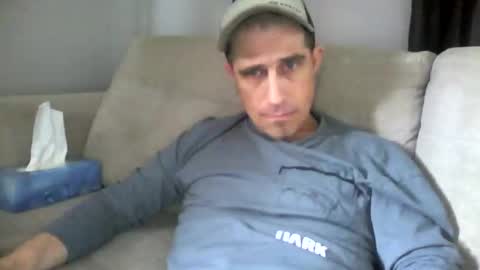 Snapshot of fouraide42 chatting on March 9, 2:21 pm fouraide42 online show from March 9, 2:21 pm