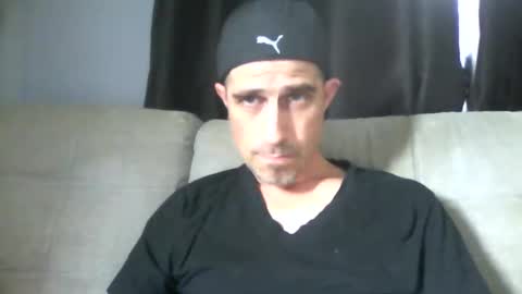 Snapshot of fouraide42 chatting on February 27, 5:37 pm fouraide42 online show from February 27, 5:37 pm