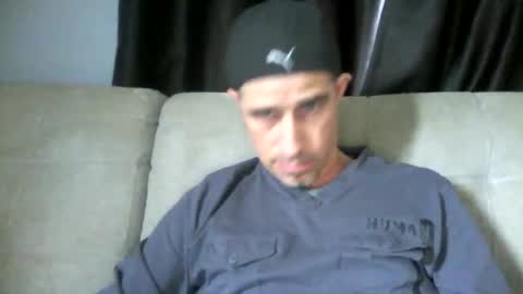 Snapshot of fouraide42 chatting on February 26, 1:22 pm fouraide42 online show from February 26, 1:22 pm
