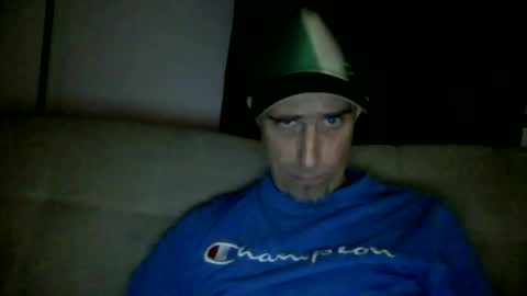 Snapshot of fouraide42 chatting on December 26, 2:01 am fouraide42 online show from December 26, 2:01 am