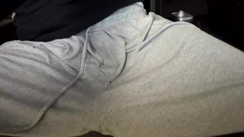 MikeCheckedLooper online show from February 3, 6:56 pm