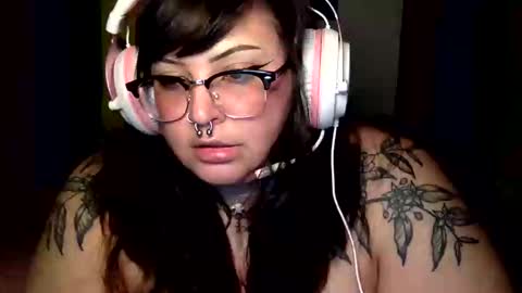 Snapshot of foxdarling96 chatting on September 11, 3:52 am foxdarling96 online show from September 11, 3:52 am