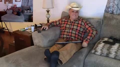 Hunter online show from January 18, 4:15 am