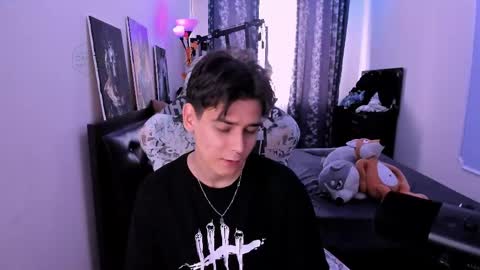 Foxicfu online show from March 7, 10:04 am