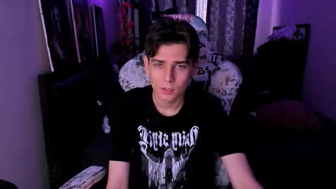 Foxicfu online show from March 15, 12:19 pm