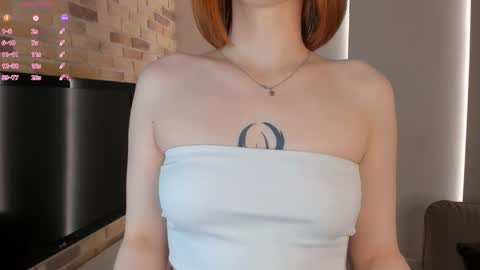 Lisa online show from September 12, 2:52 pm