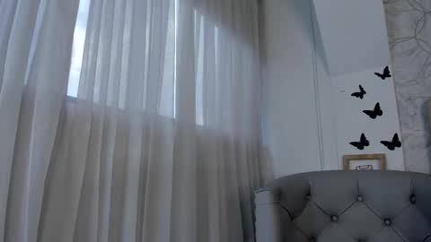 Snapshot of foxy200__ chatting on March 1, 10:31 pm Foxy online show from March 1, 10:31 pm