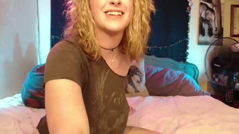 Mallory Koxx online show from June 21, 9:27 am