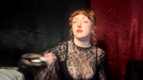 Snapshot of foxyredddd chatting on March 3, 6:56 pm beautiful blair online show from March 3, 6:56 pm