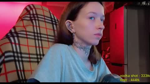 fran_bow online show from October 27, 4:45 am