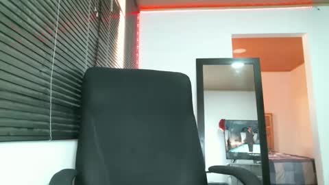 Snapshot of franccesco_699 chatting on March 9, 8:31 pm franccesco_699 online show from March 9, 8:31 pm