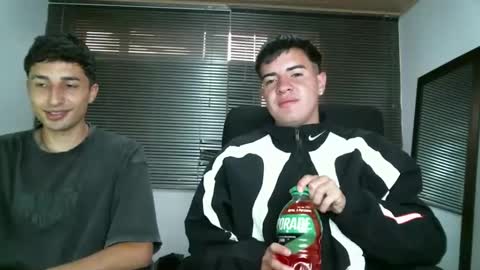 Snapshot of franccesco_699 chatting on September 11, 9:16 pm franccesco_699 online show from September 11, 9:16 pm
