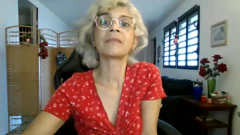 francelune online show from December 9, 1:45 pm
