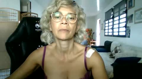 francelune online show from February 1, 1:41 pm