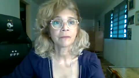 francelune online show from October 5, 1:19 pm