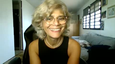 francelune online show from January 19, 5:05 am
