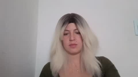 Snapshot of francescaasmith chatting on September 16, 9:40 pm Francesca online show from September 16, 9:40 pm