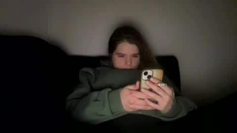Snapshot of francescafey chatting on December 4, 7:11 am francescafey online show from December 4, 7:11 am